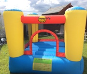 Kids bouncy castle 
